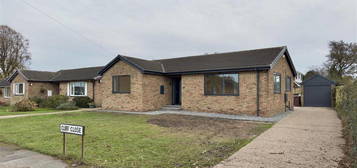 2 bedroom detached bungalow for sale