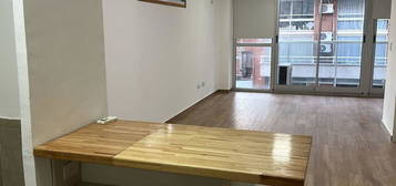 Hermoso Departamento de 1 Ambiente y Medio en L en Las Cañitas
