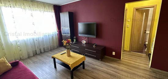 Inchiriez apartament 2 camere metrou 1 Decembrie