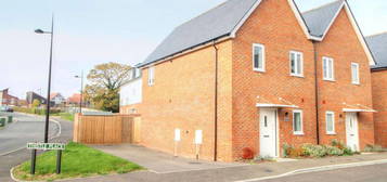 2 bedroom semi-detached house to rent