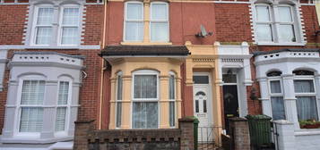 Terraced house to rent in Seagrove Road, Portsmouth, Hampshire PO2