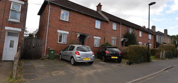 4 bed end terrace house to rent