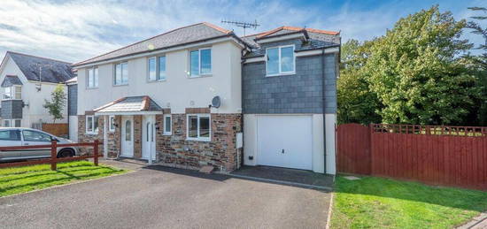 3 bedroom semi-detached house