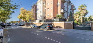 Apartamento en venta en  Calle Jimena, 8, Bloque 1, 1º E, Avda. Federico Garcia Lorca - Nueva Estación Autobuses