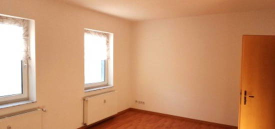 3 Zimmer Altbauwohnung -Obergeschoss-88qm