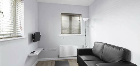 1 bedroom flat share