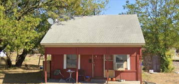 513 S Main St, Miami, OK 74354