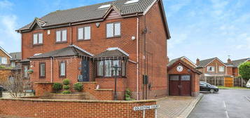 3 bedroom semi-detached house for sale