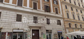 Appartamento all'asta via Principe Amedeo, 138, 00185 Roma Italia, Roma