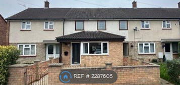 4 bed terraced house to rent