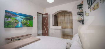 Apartament 2 camere, 43 mp, semidecomandat, etaj intermediar, zona Geo