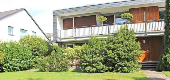 3-Zi.-Erdgeschosswohnung mit großer Terrasse in gesuchter Lage in Meerbusch-Büderich!