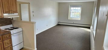 8 Chauncy St Apt 52, Weymouth, MA 02190