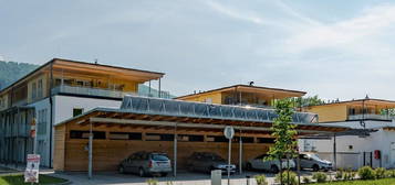 Wundeschöne große Anleger-Maisonettenwohnung mir Dachterrasse, Garten und Carport!