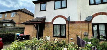 Semi-detached house to rent in Shamrock Close, Walnut Tree, Milton Keynes, Buckinghamshire MK7