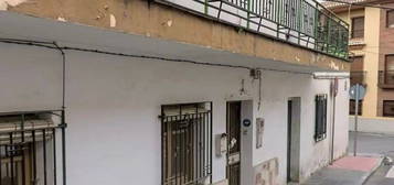 Chalet adosado en venta en calle del Rosal, 2