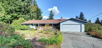 8931 Cascadia Ave, Everett, WA 98208