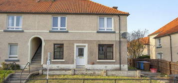 2 bedroom ground floor flat for sale