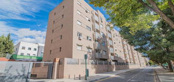 Piso en venta en calle Gobernador Pedro Temboury