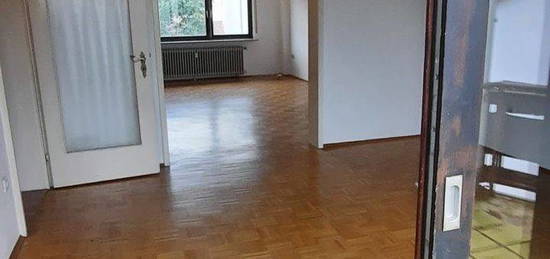 2,5 Zimmer Wohnung 2.OG 74qm mit großem Balkon in Schifferstadt