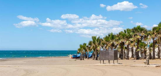 Casa adosada en venta en Paseo Blas Infante, La Cala del Moral