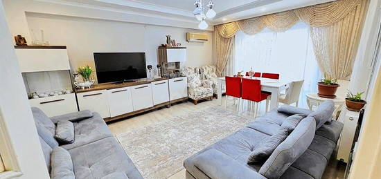 ŞEMİKLER MEYDAN YAKINI GENİŞ ÇİFT CEPHE SATILIK 2+1 DAİRE