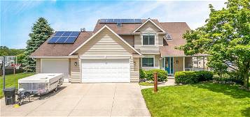718 Windsong Cir, Plymouth, WI 53073