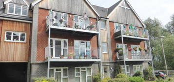 2 bed flat to rent