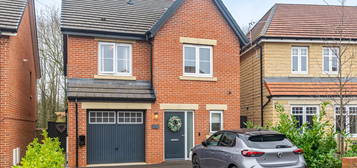 4 bed detached house for sale