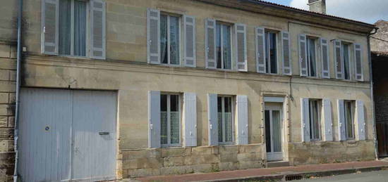 Maison  à vendre, 10 pièces, 4 chambres, 206 m²