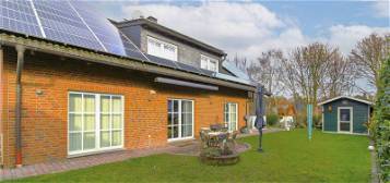 Attraktives Wohnen in familienfreundlicher Lage in Alsdorf-Hoengen: EFH mit Garten und Garage