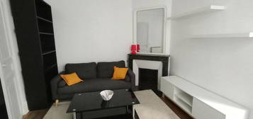 Appartement Rue Petits Champs (1er)