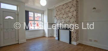 2 bedroom terraced house