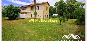 Maison 7 pièces 180 m²