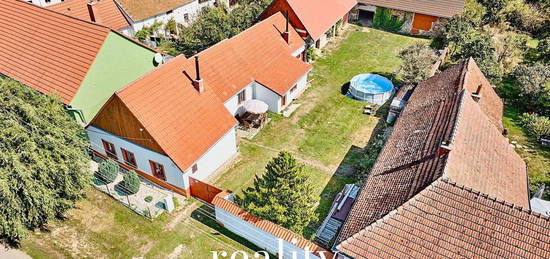 Prodej  rodinného domu 168 m², pozemek 1 233 m²