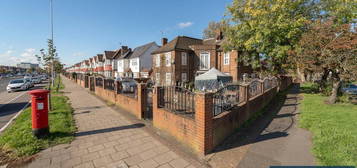 7 bedroom detached house for sale