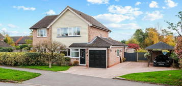 4 bedroom detached house for sale