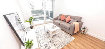 Flat to rent in The Gateway, 15 Trafford Road, Salford M5