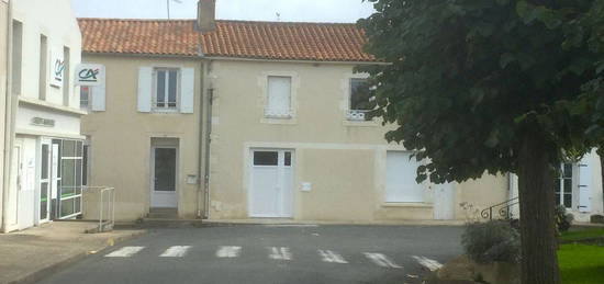 Maison T4 - 3 Chambres, Garage – 97m2 - Nalliers