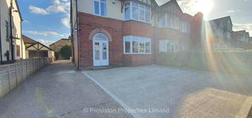 4 bedroom semi-detached house