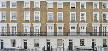 Flat to rent in Walpole Street, London SW3