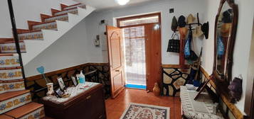 Chalet adosado en venta en Vall de Alcala