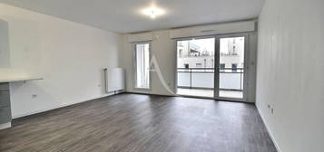 Location appartement 4 pièces 80 m²