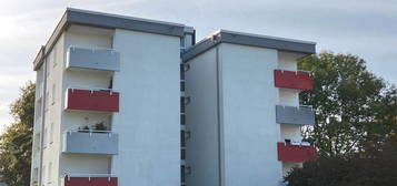 Helle 3-Zimmer-Wohnung im 4. OG mit 2 Balkonen und toller Aussicht in Essen-Altendorf zu vermieten