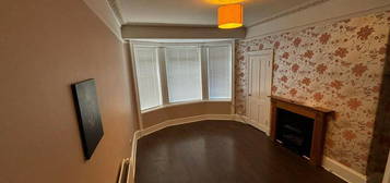 2 bedroom ground floor flat