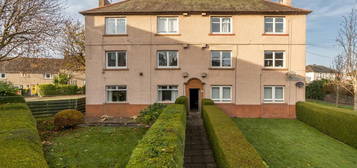 2 bedroom ground floor flat for sale