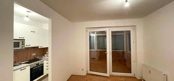 ***3-Zimmerwohnung mit sonniger verglaster Loggia inkl. Garage und Carport***