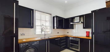 2 bed flat to rent