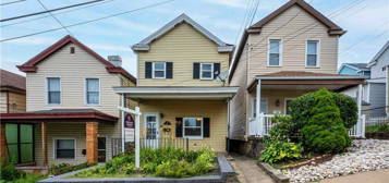11 Augustine St, Greenfield, PA 15207