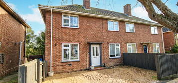 4 bed semi-detached house for sale